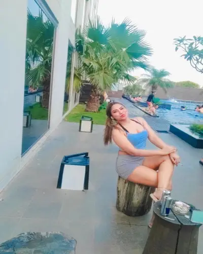 Escort Virar